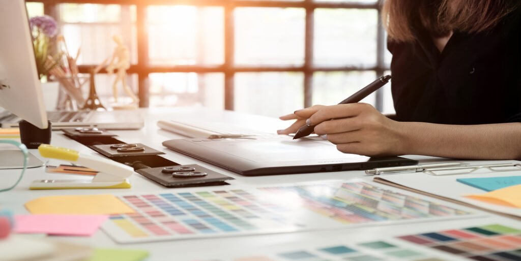 Du visuel au ressenti : comment un bon design influence la décision d&rsquo;achat